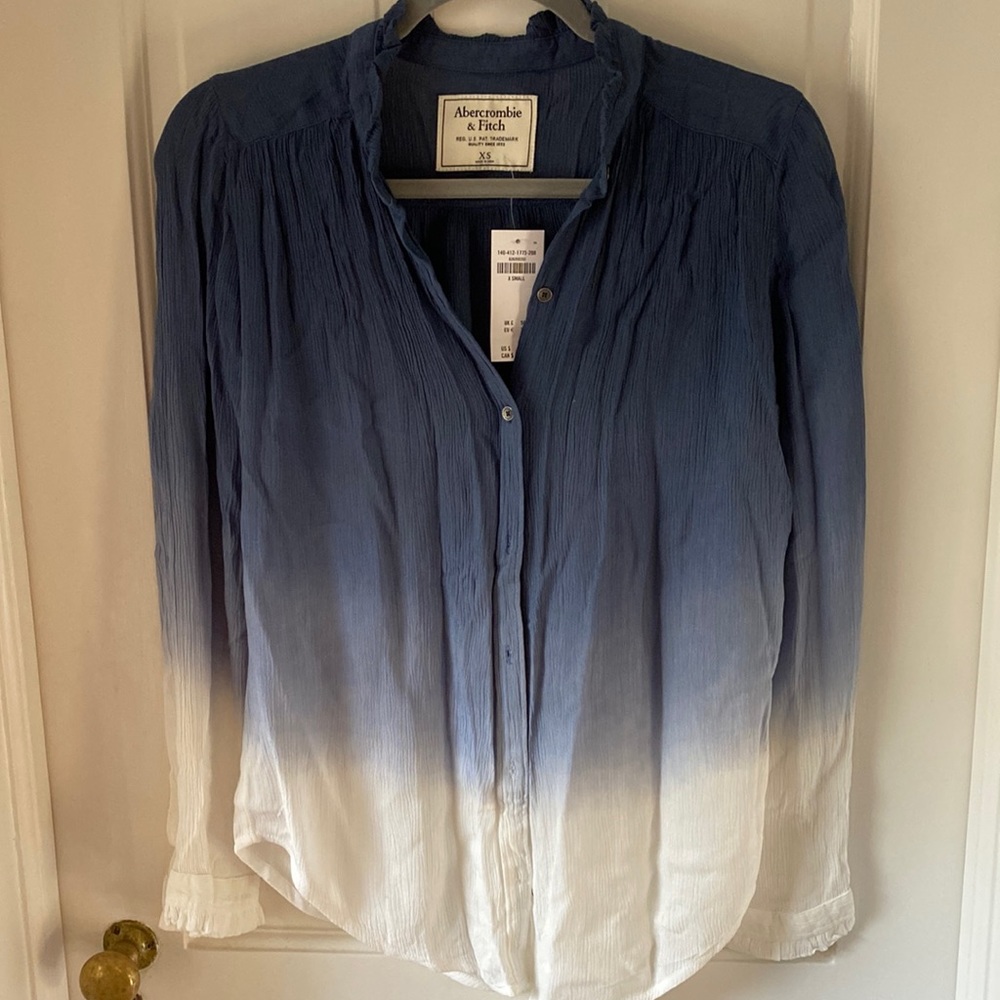 Ombré blue and white button down